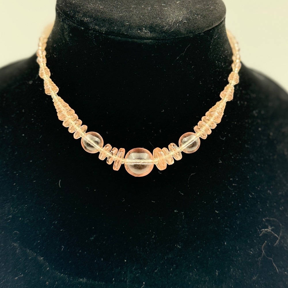 Vintage Peach Pink Glass Beaded Graduated Choker Necklace Silver Tone Clasp 15in